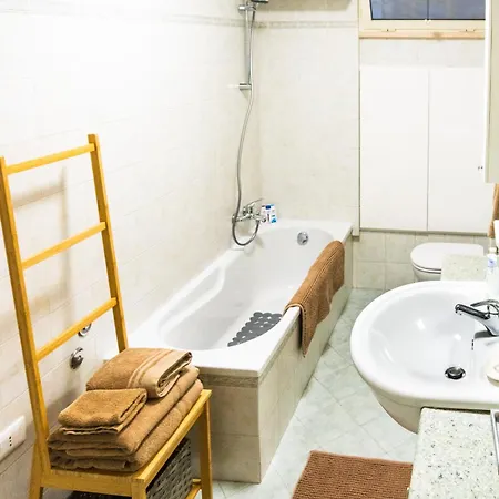 Direttamente Sul Lungomare بيسكارا